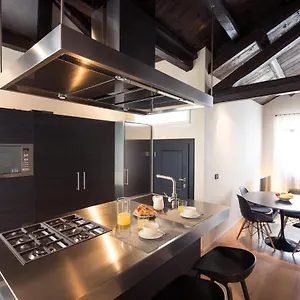  Appartement Amazing Modern Design Home, Campo Dei Mori. Wifi